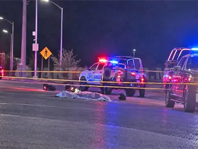 Cae de motocicleta y muere al golpearse la cabeza Cae de motocicleta y muere al golpearse la cabeza