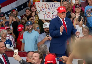 Cumple Trump promesa de blindar las fronteras
