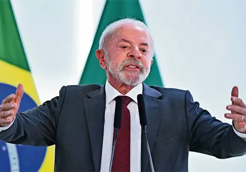 Bolsonaro 52 %; Lula 48 %, encuesta para el balotaje