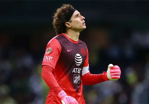 Guillermo Ochoa volverá para su homenaje