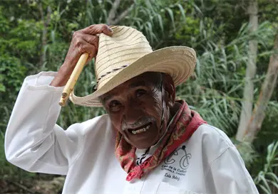 Despiden al músico zoque Luis Hernández