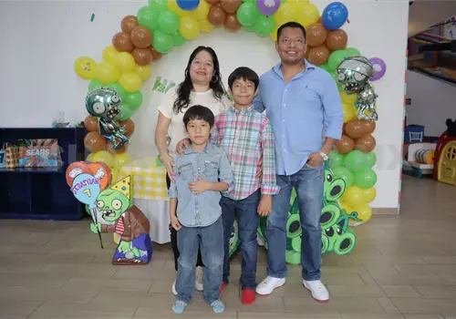 Sebastián cumple 7 años