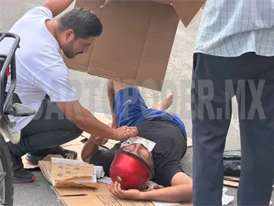 Le cierra el paso y lo deja con una posible fractura
