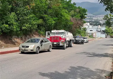 Pipa protagoniza choque y deja daños