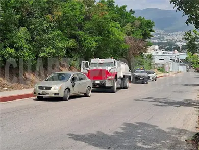 Pipa protagoniza choque y deja daños