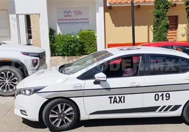 Amonestan a taxista por servicio no autorizado