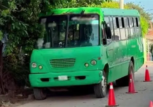 Suspenden clases en escuela secundaria tras ataque