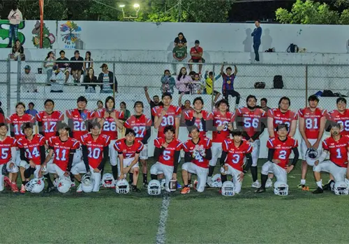 Armadillos hace su presentación en casa