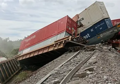 Se descarrila tren en Huichapan, Hidalgo Se descarrila tren en Huichapan, Hidalgo
