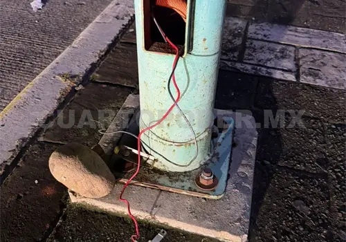 Robo de cableado provoca daños en alumbrado público