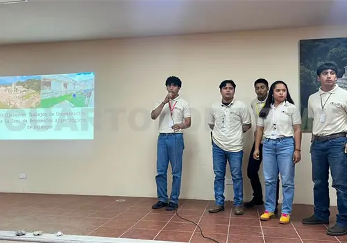Presentan alumnos proyectos al INAH