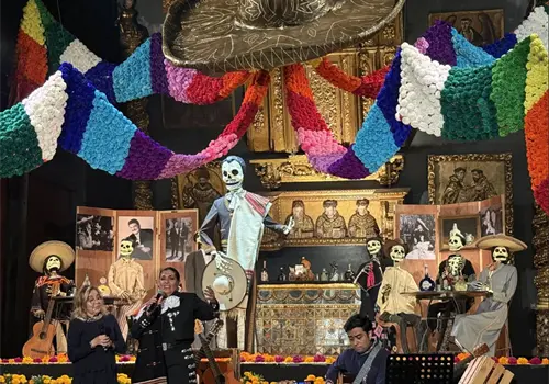 Dedican ofrenda a José Alfredo Jiménez