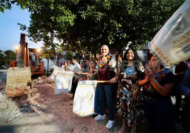 &Aacute;ngel Torres lleva Calles Felices a San Juan Sabinito