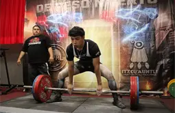 Fuerza y talento en Campeonato de Peso Muerto