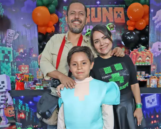 Bruno y su fiesta de disfraces